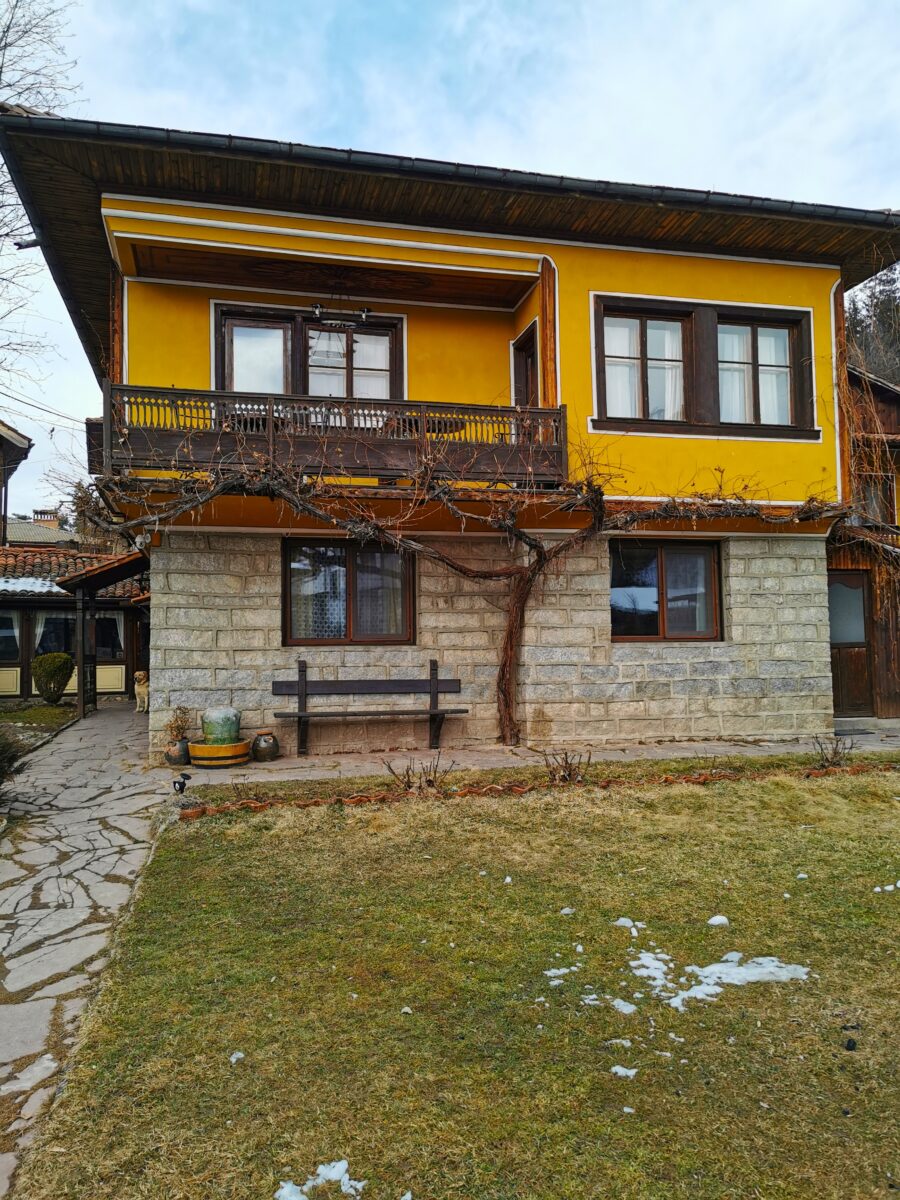 Копривщица, къща за гости "Дона"